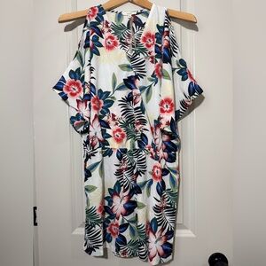 NWT Easel Floral Romper Sheer Boho Kimono Sleeve Swim Cover Up Size Small